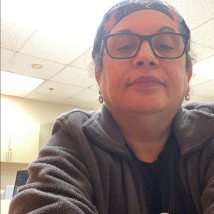 Meet your Posher, Angela